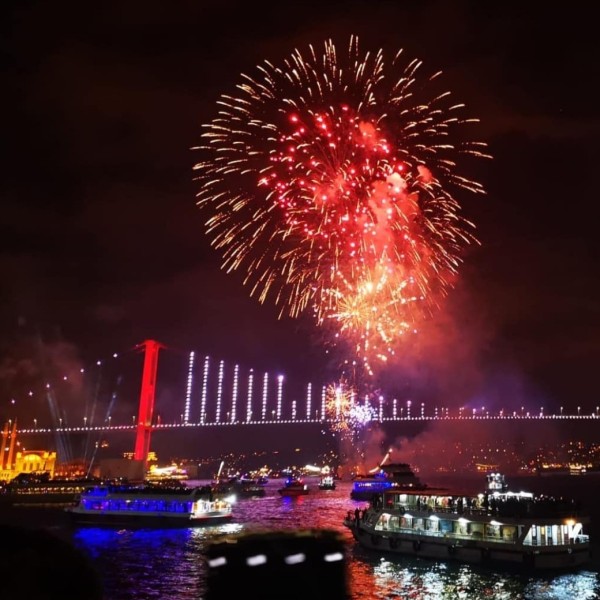 ISTANBUL BOSPHORUS NEW YEAR - (GOLD PACKAGE)